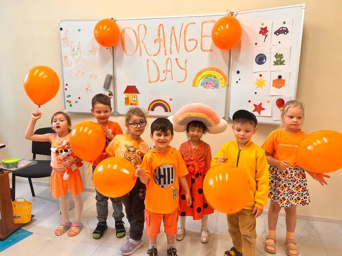Тематическое занятие «Orange Day» в языковой школе SpeakEng, Коммунарка